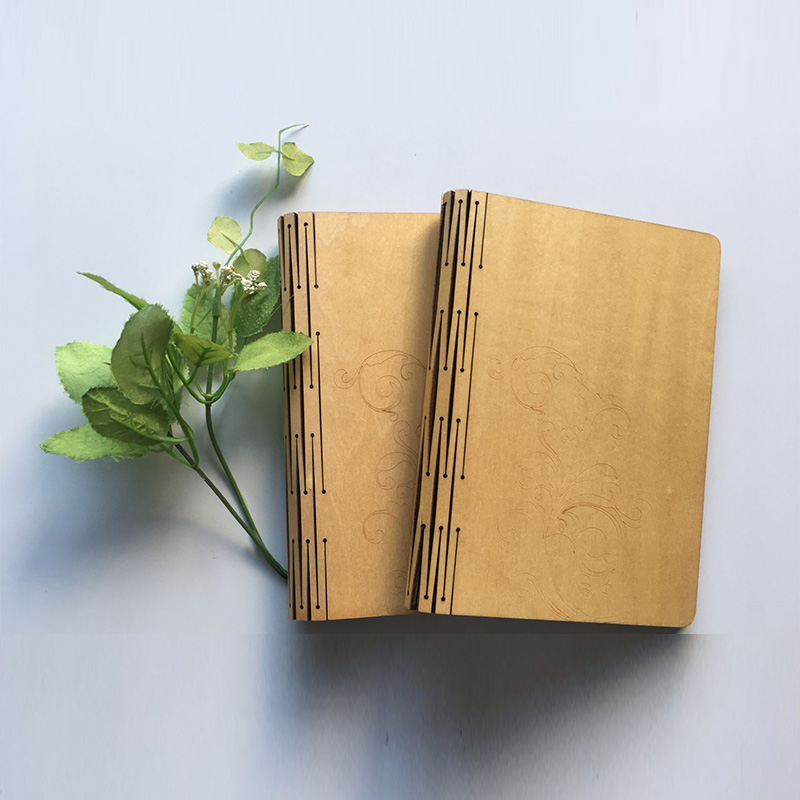 Notebook de madeira